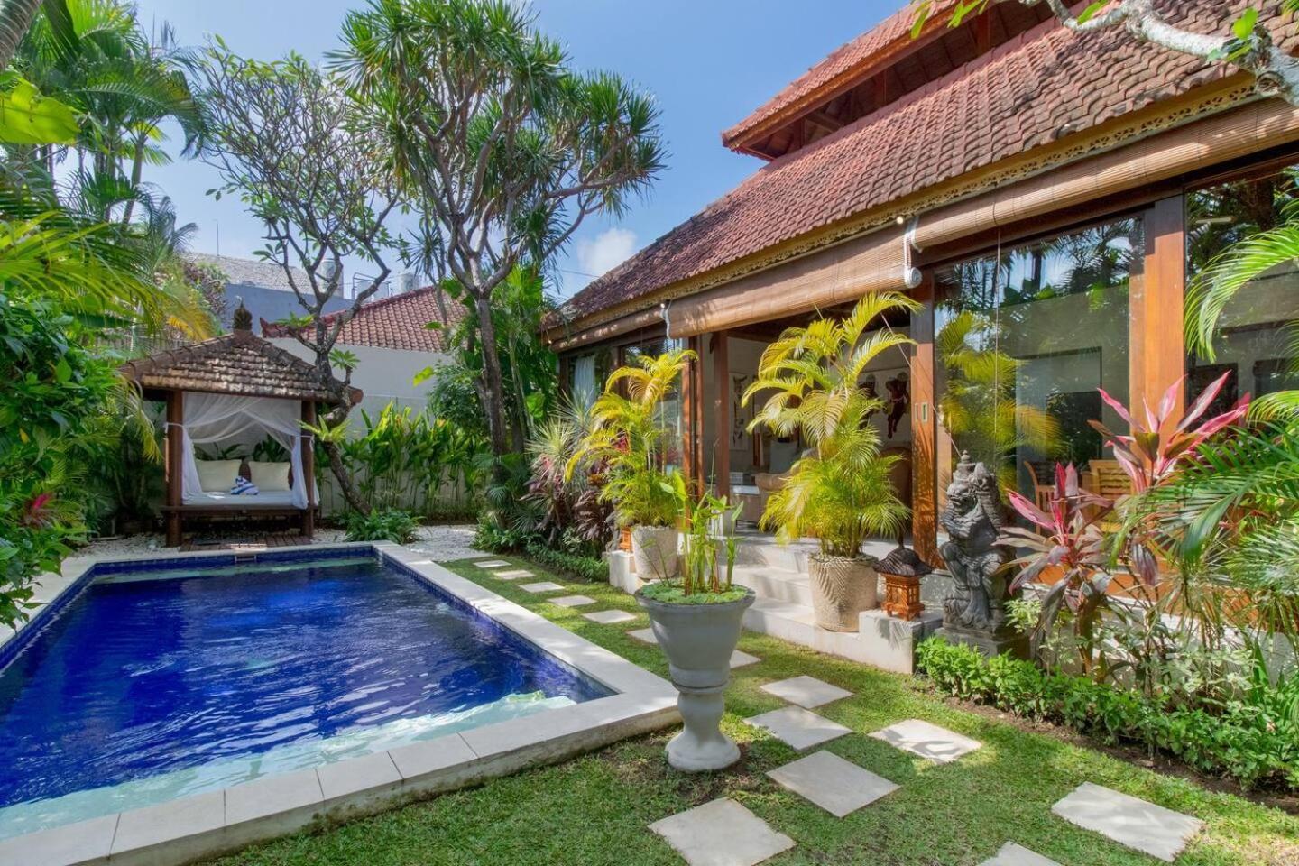Villa Heart Of Seminyak, 2Br, Sleeps 4, Walk To Bintang Exterior foto