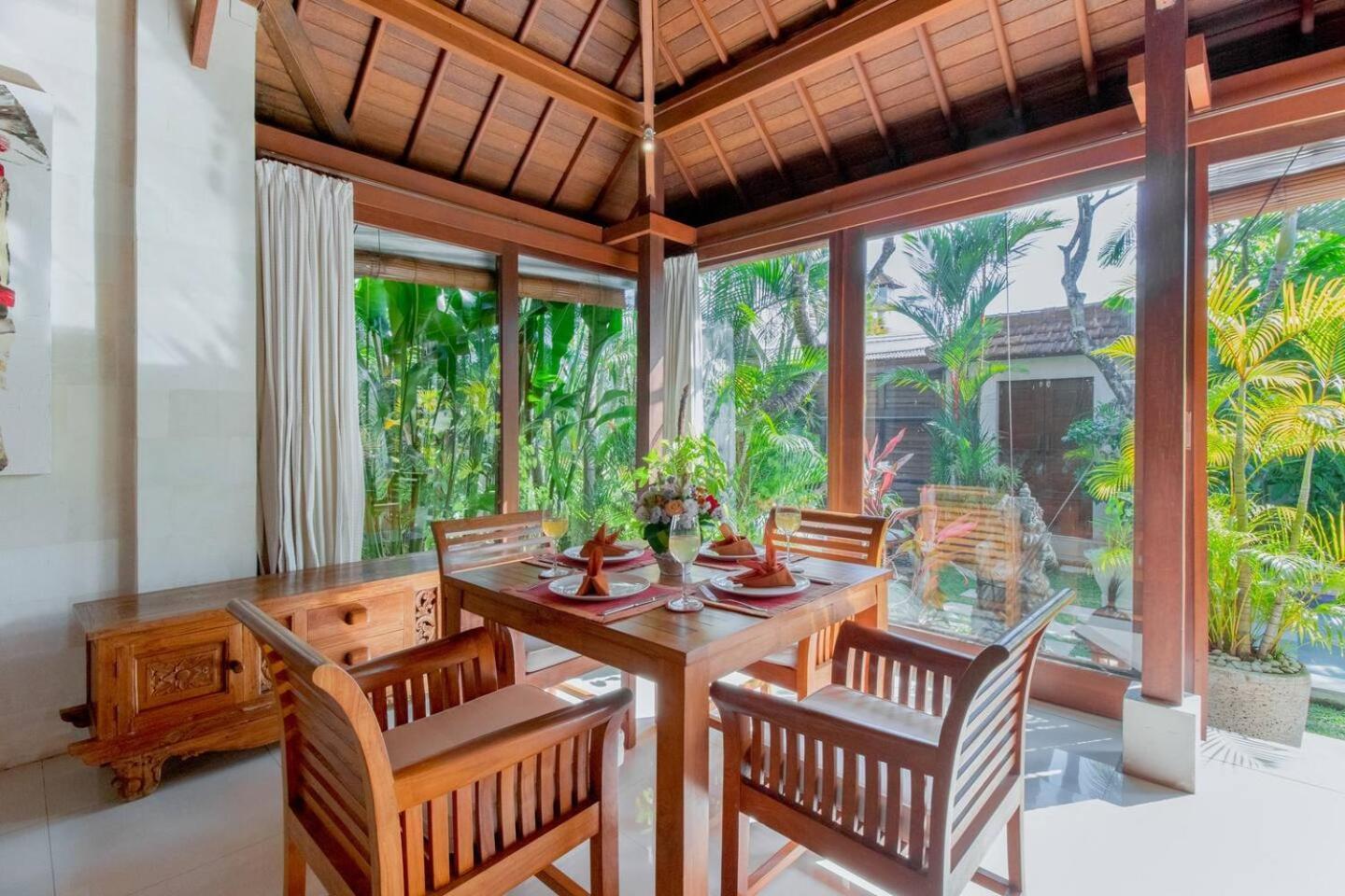 Villa Heart Of Seminyak, 2Br, Sleeps 4, Walk To Bintang Exterior foto